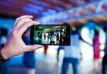 Phone Cameras 3D Pictures