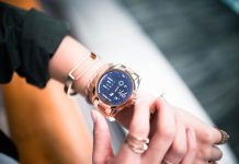 Best Smartwatches For Women 2018: Stylish & Hybrid Smartwatch For Women Best Smartwatches For Women